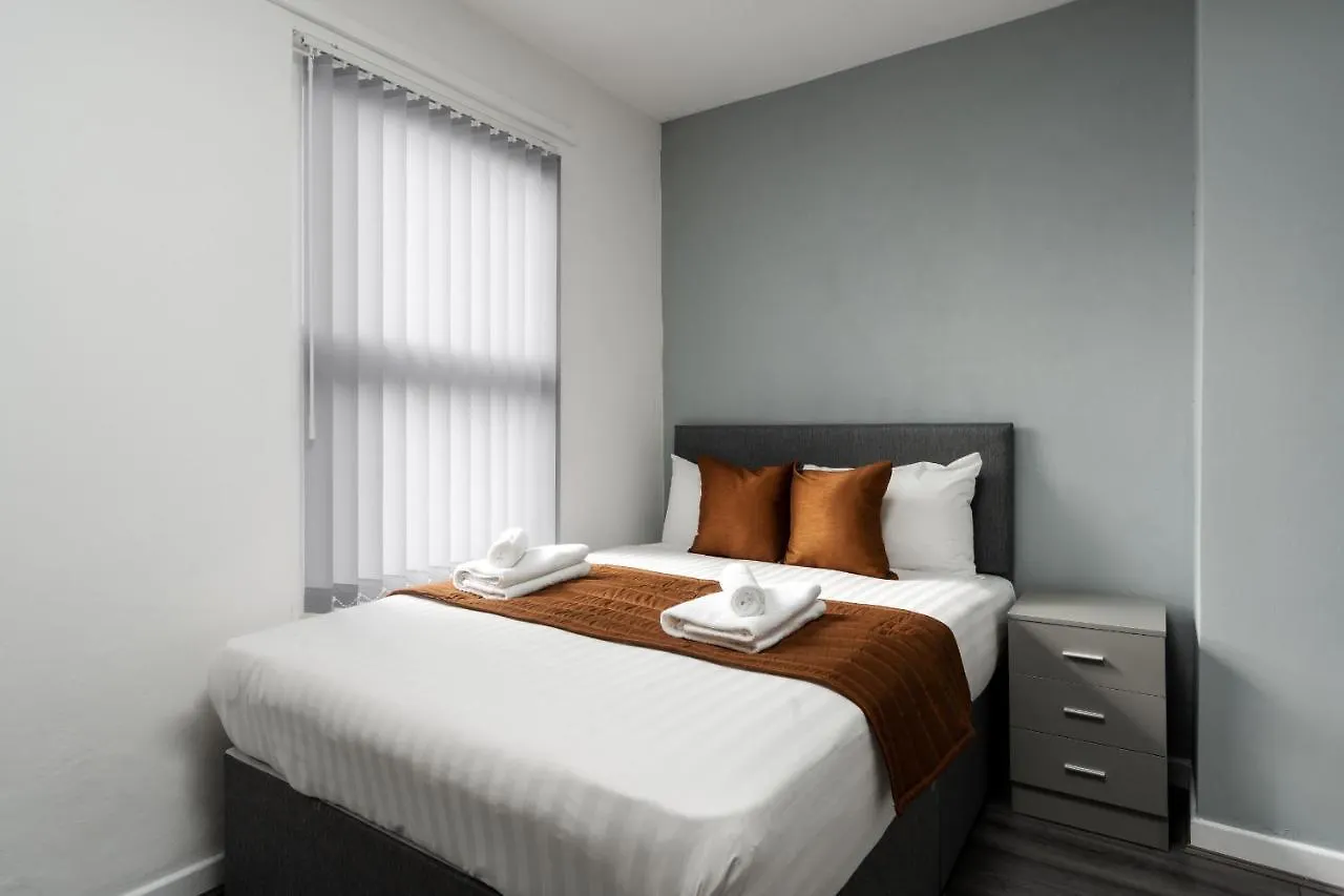 Vichy - Strathcona Suites, Houses In Wavertree Liverpool Holiday home