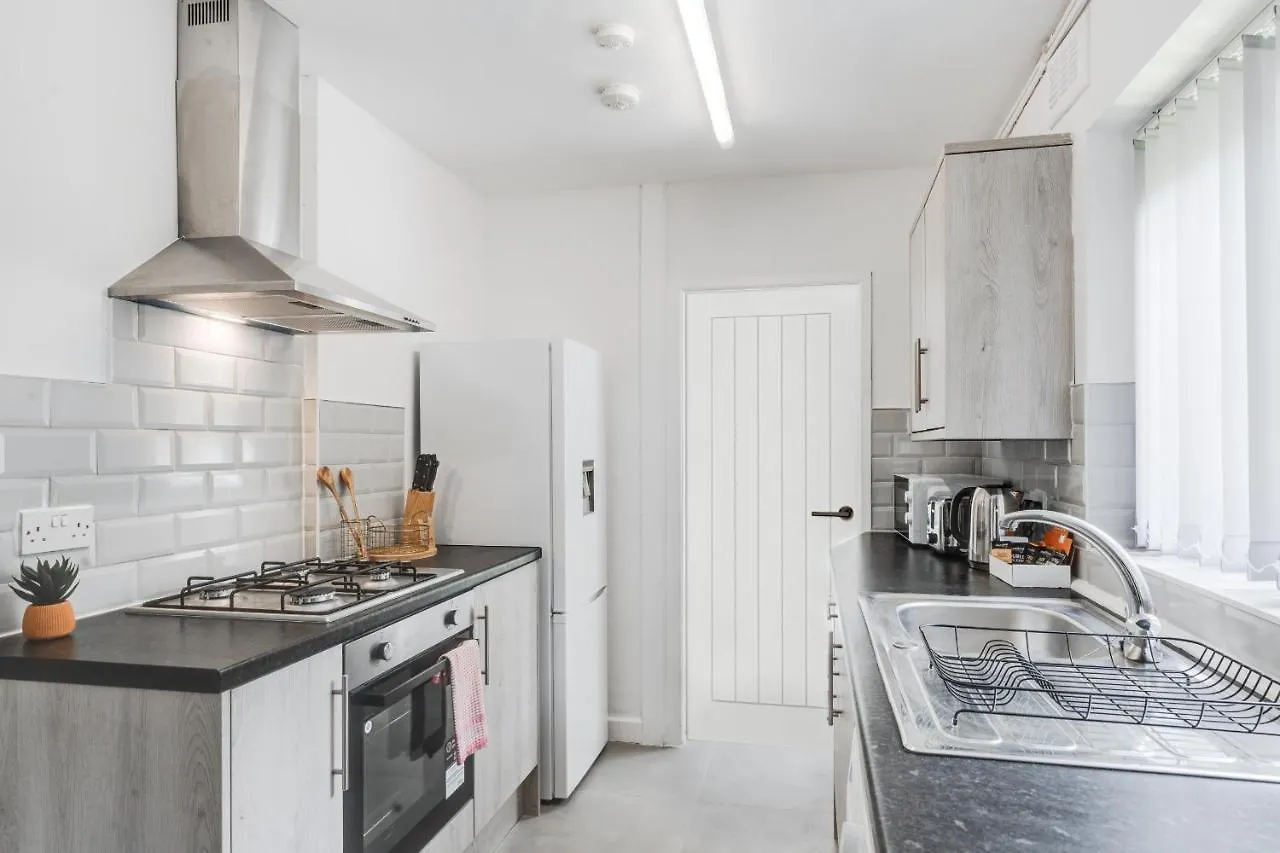 Holiday home Vichy - Strathcona Suites, Houses In Wavertree Liverpool