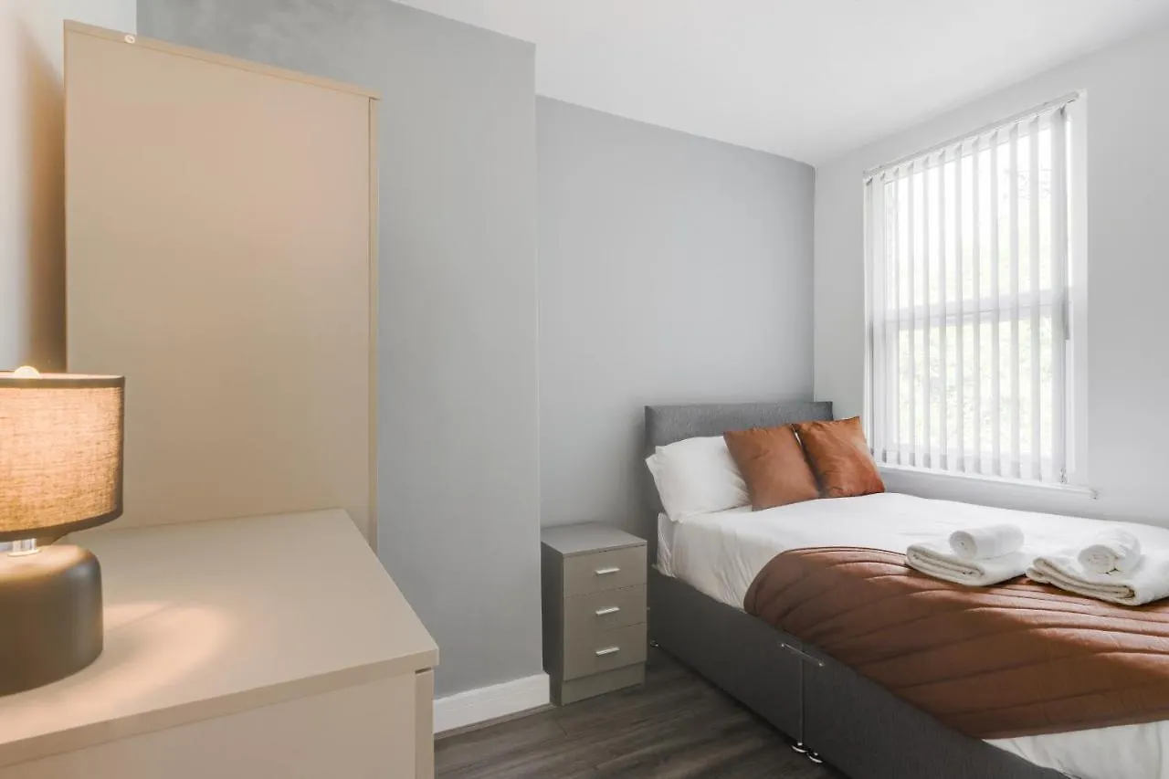 Holiday home Vichy - Strathcona Suites, Houses In Wavertree Liverpool United Kingdom