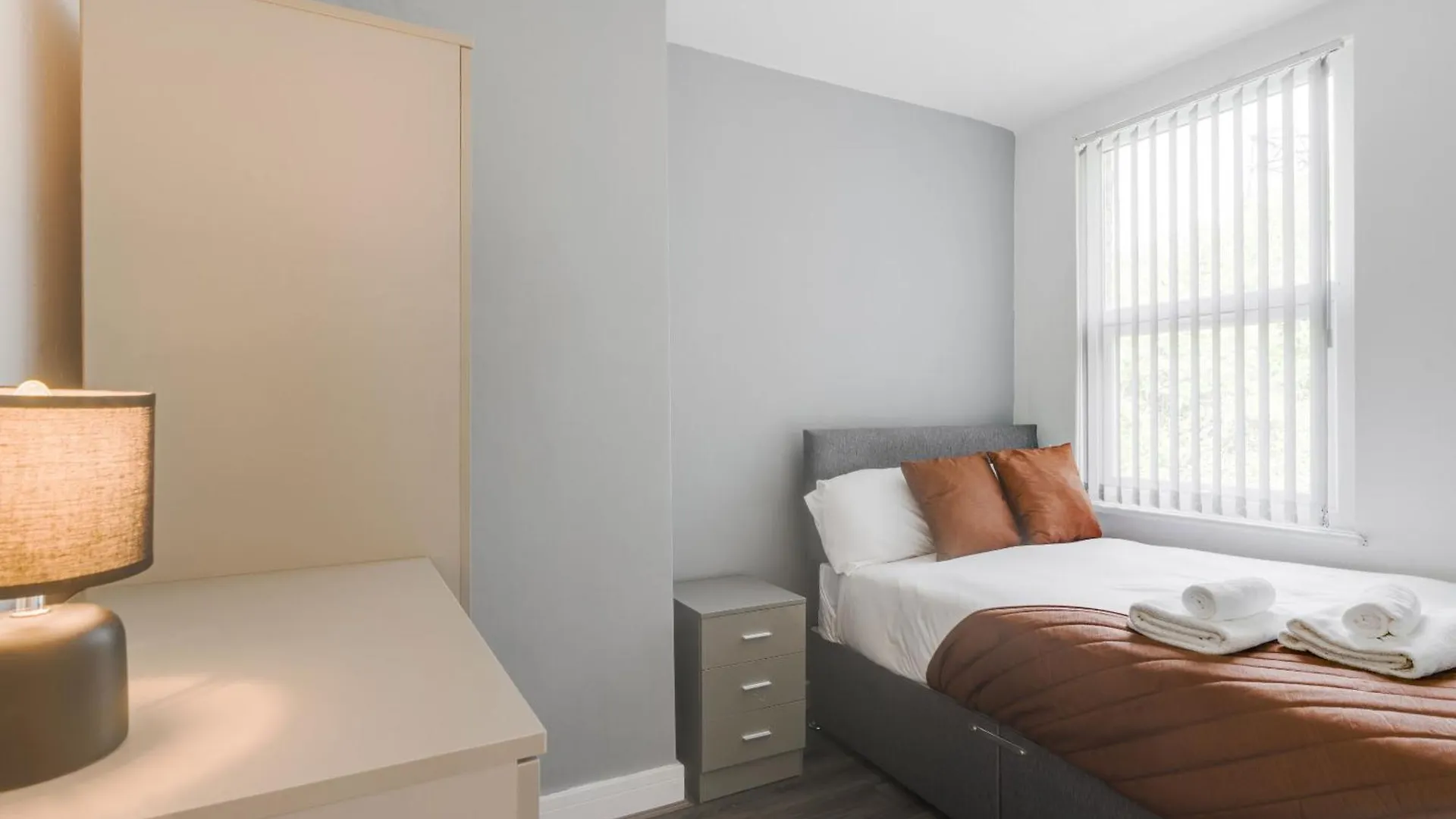 Vichy - Strathcona Suites, Houses In Wavertree Liverpool United Kingdom