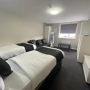  Apartment Hosted By Ryan - Studio