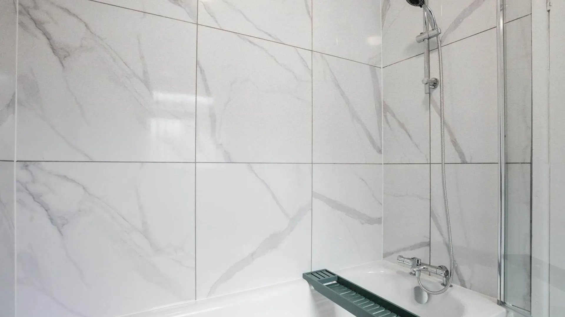 Holiday home Vichy - Strathcona Suites, Houses In Wavertree Liverpool